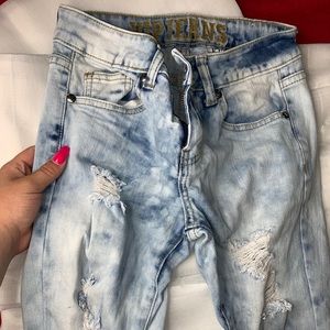 Size- xxs light wash distressed jeans